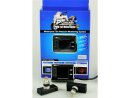 Das Bild zeigt eine blaue Verpackung mit der Aufschrift „TP Checker TPMS For Motorcycle“, darunter steht „Motorcycle Tire Pressure Monitoring System“. Auf der Verpackung ist ein kleiner Bildschirm abgebildet und daneben werden Funktionen wie „Tire Pressure Read“, „Tire Pressure Alert“, „Tire Temp. Warning“ und „Paired Automatic“ aufgelistet. Vor der Verpackung sind zwei kleine Sensoren und ein rechteckiges Anzeigegerät mit Display zu sehen. Das Display zeigt Werte für Reifendruck und Temperatur.
